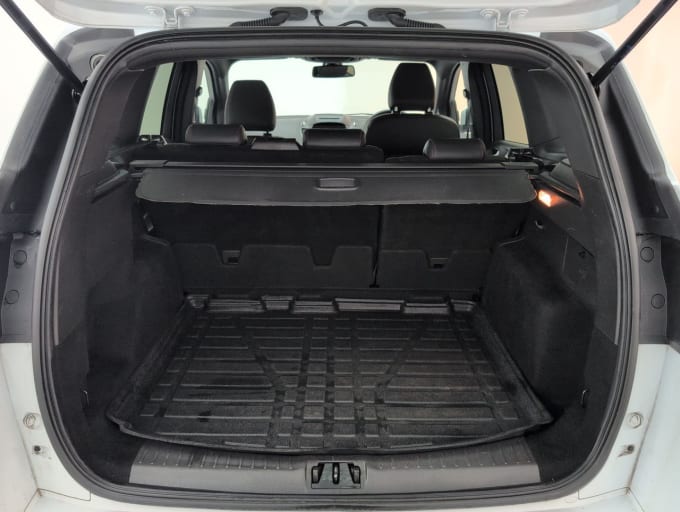 2025 Ford Kuga
