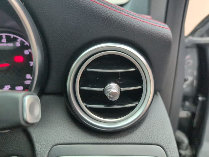 2025 Mercedes-benz Glc