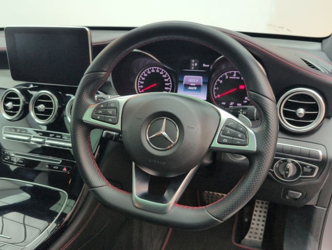 2025 Mercedes-benz Glc
