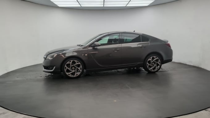 2025 Vauxhall Insignia