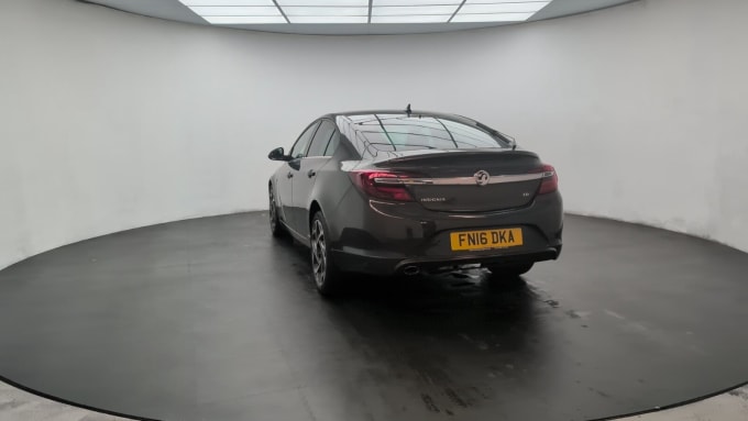 2025 Vauxhall Insignia