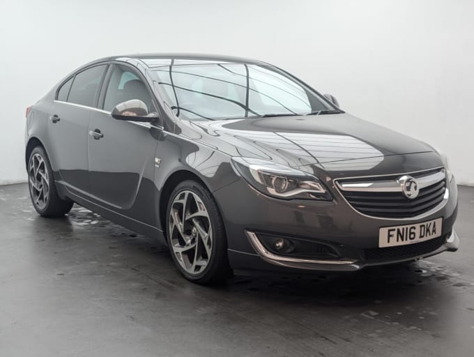 2025 Vauxhall Insignia