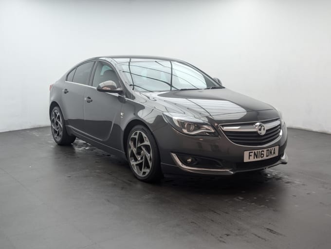 2025 Vauxhall Insignia