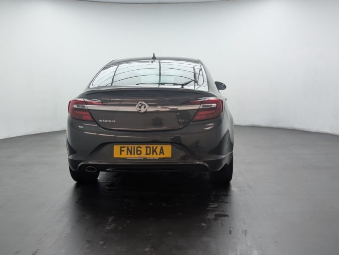 2025 Vauxhall Insignia
