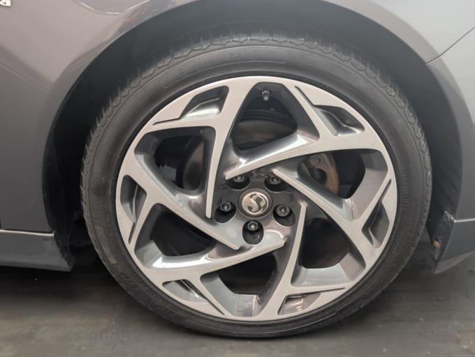 2025 Vauxhall Insignia