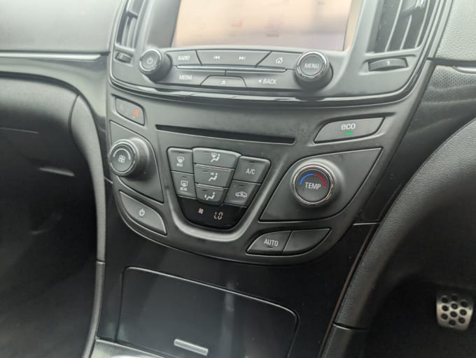 2025 Vauxhall Insignia
