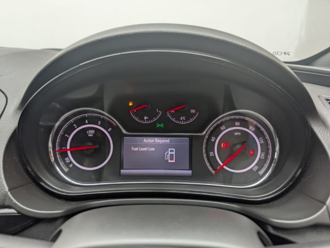 2025 Vauxhall Insignia