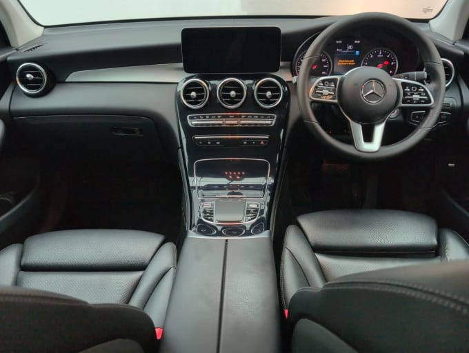 2025 Mercedes-benz Glc