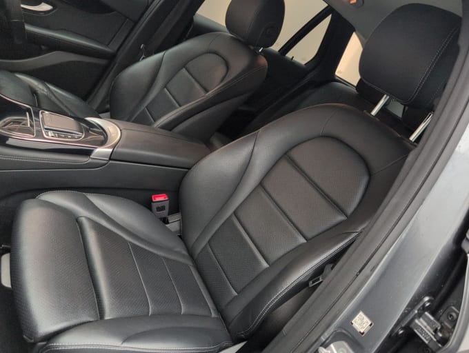 2025 Mercedes-benz Glc