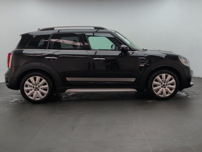 2025 Mini Countryman
