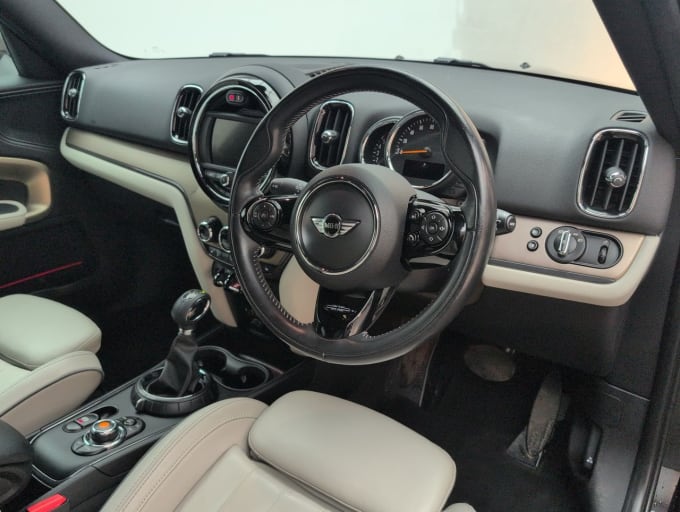 2025 Mini Countryman