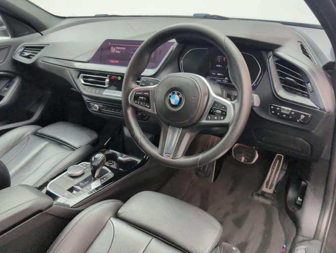 2025 BMW 1 Series
