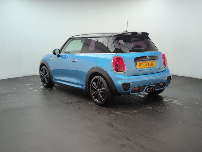 2025 Mini Hatch