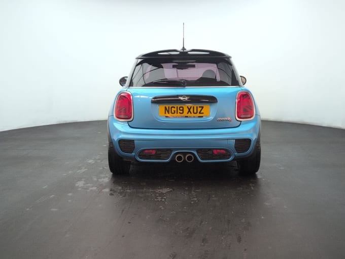 2025 Mini Hatch