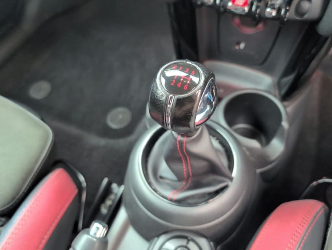 2025 Mini Hatch