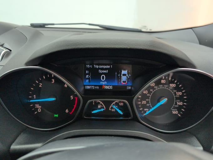 2025 Ford Kuga