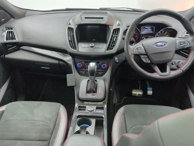 2025 Ford Kuga