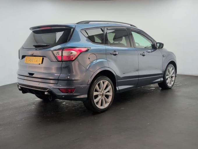 2025 Ford Kuga