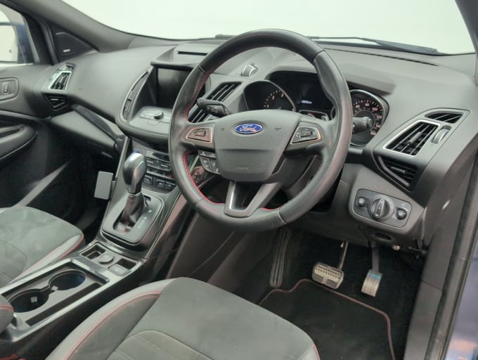 2025 Ford Kuga