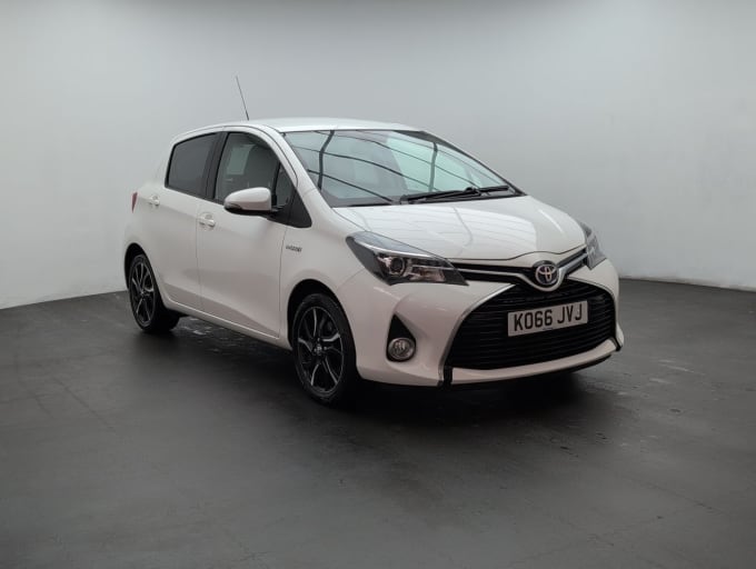 2025 Toyota Yaris