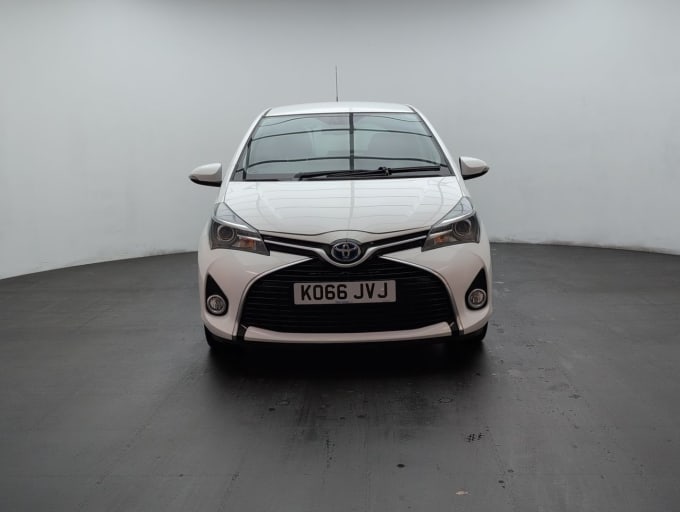 2025 Toyota Yaris