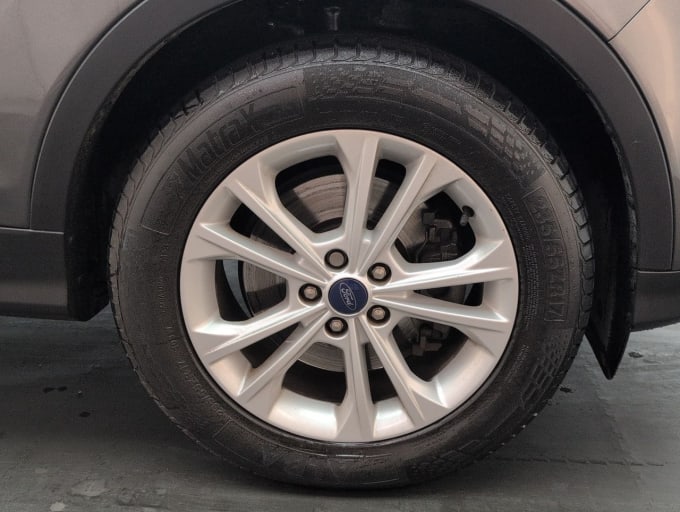 2025 Ford Kuga