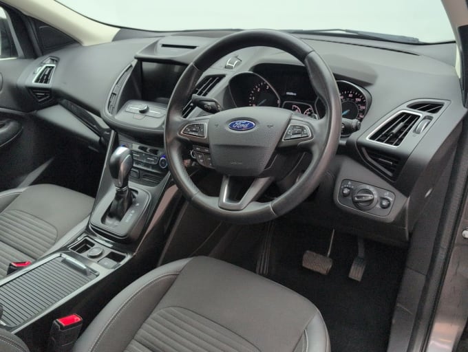 2025 Ford Kuga