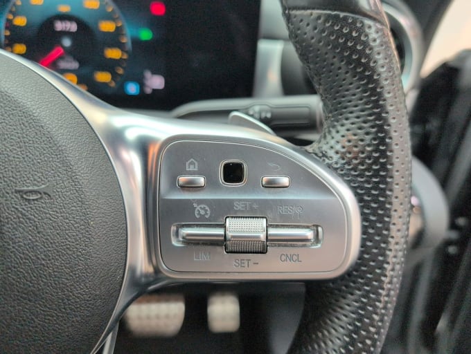 2025 Mercedes-benz Cla