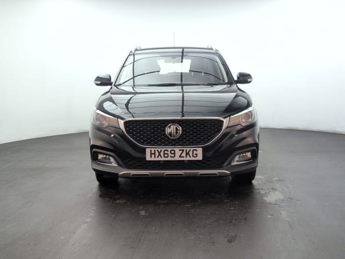 2025 Mg Mg Zs