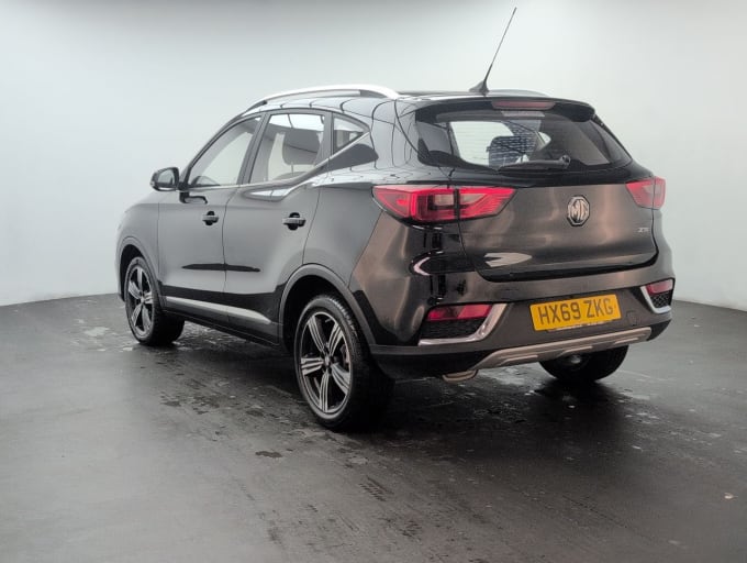 2025 Mg Mg Zs