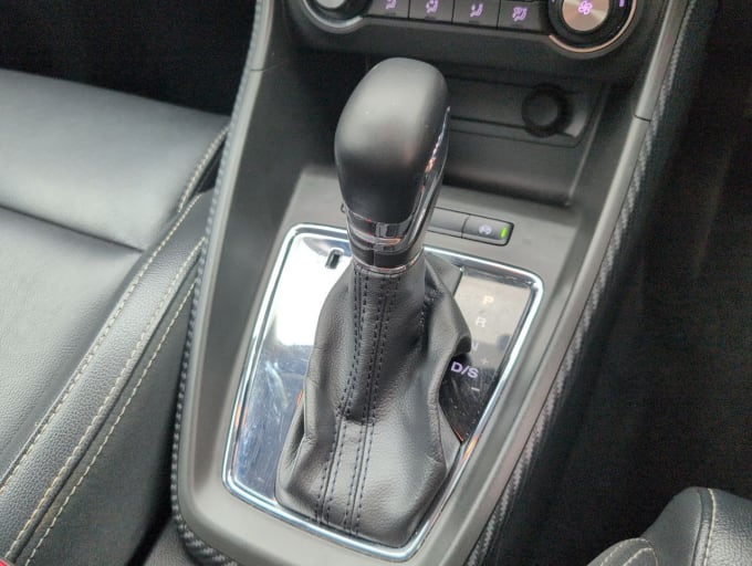 2025 Mg Mg Zs