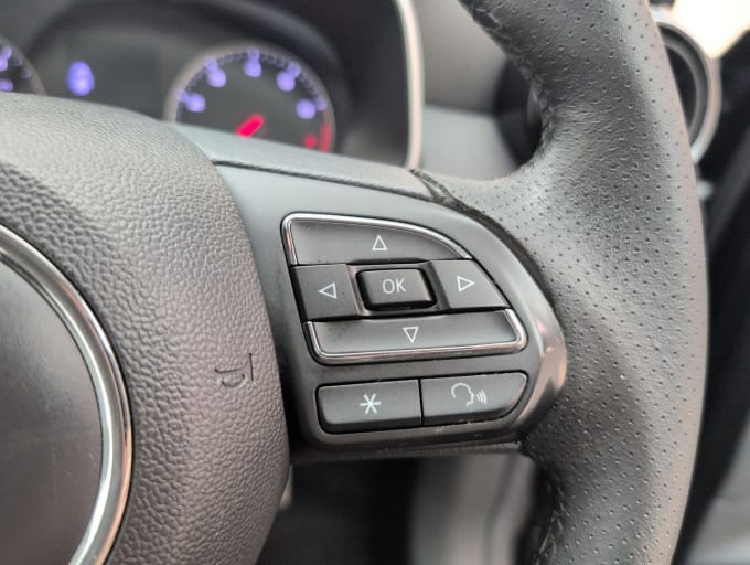 2025 Mg Mg Zs
