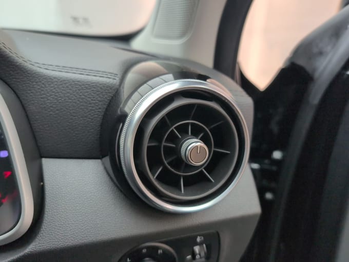 2025 Mg Mg Zs