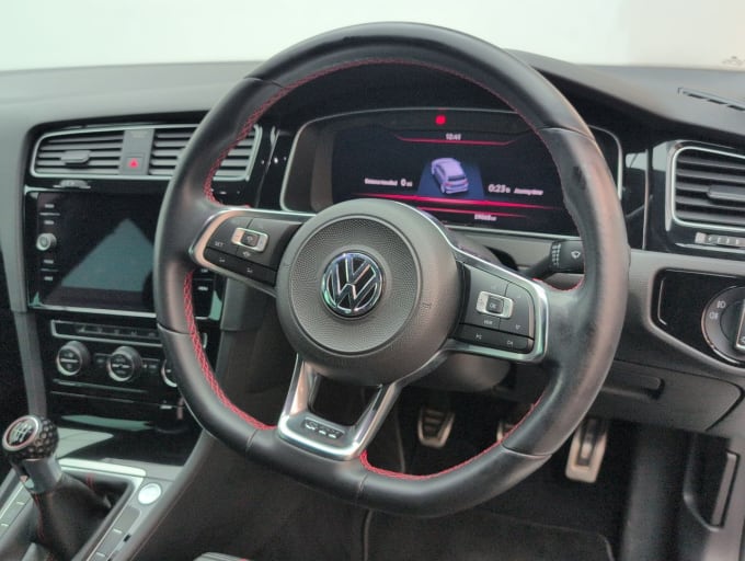 2025 Volkswagen Golf