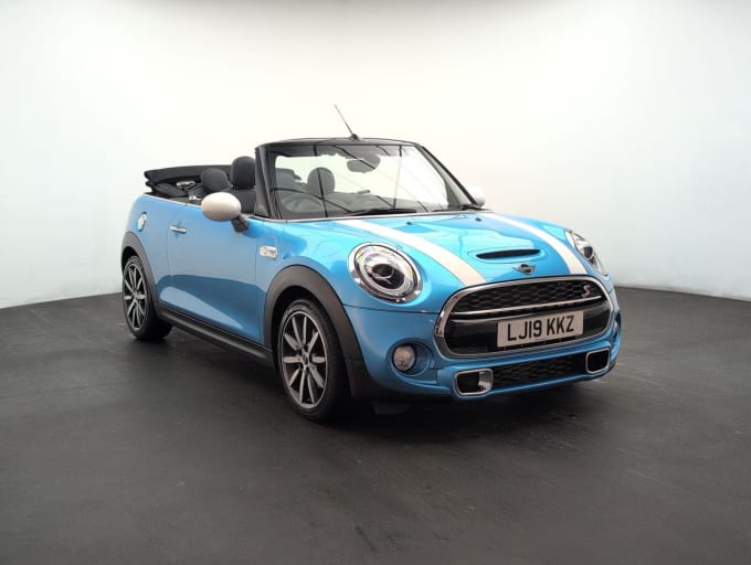 2025 Mini Convertible