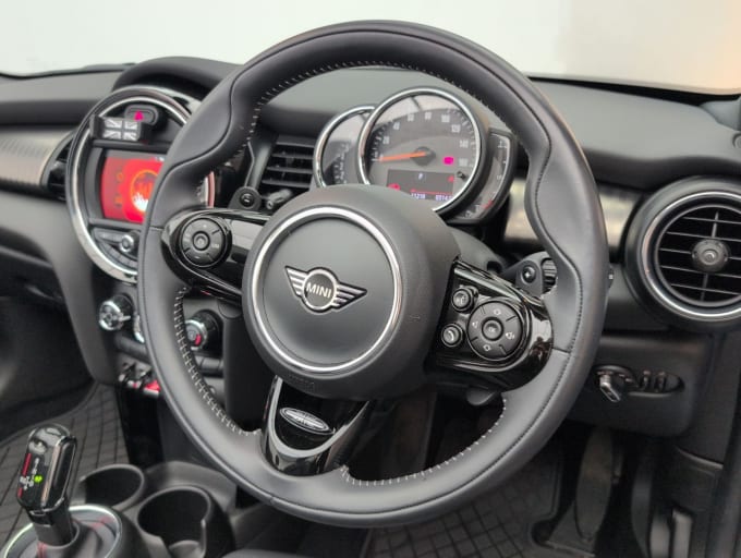 2025 Mini Convertible