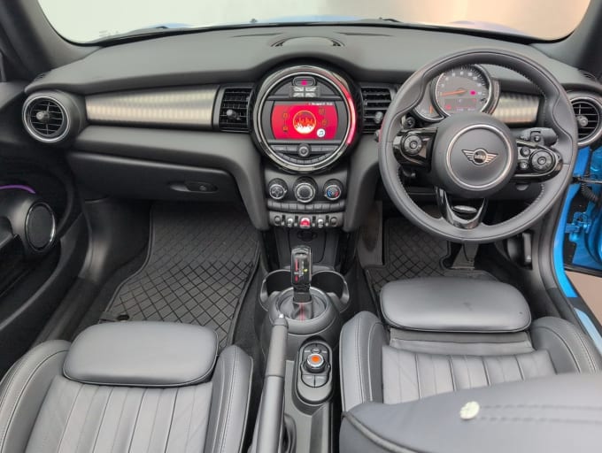 2025 Mini Convertible
