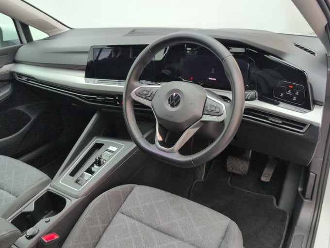 2025 Volkswagen Golf