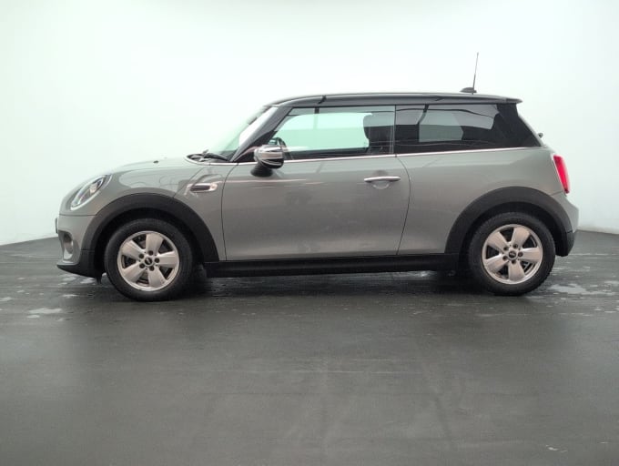 2025 Mini Hatch