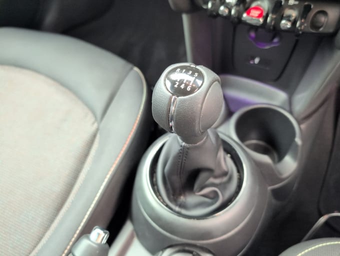 2025 Mini Hatch