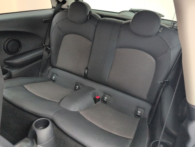 2025 Mini Hatch
