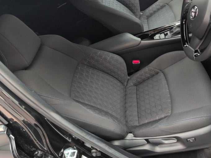2020 Toyota C-hr
