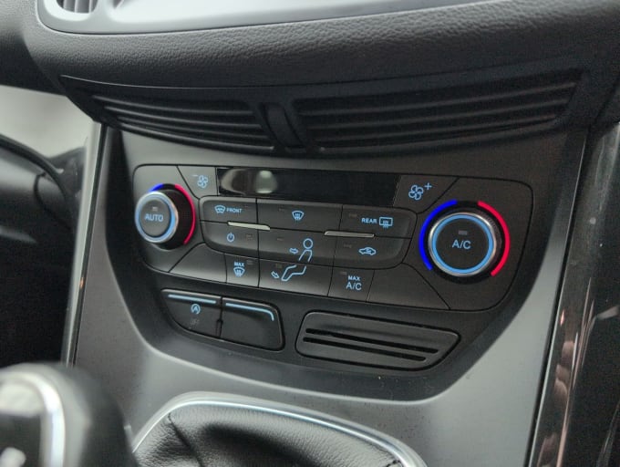 2025 Ford Kuga