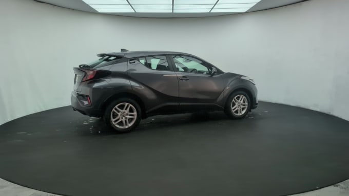 2025 Toyota C-hr