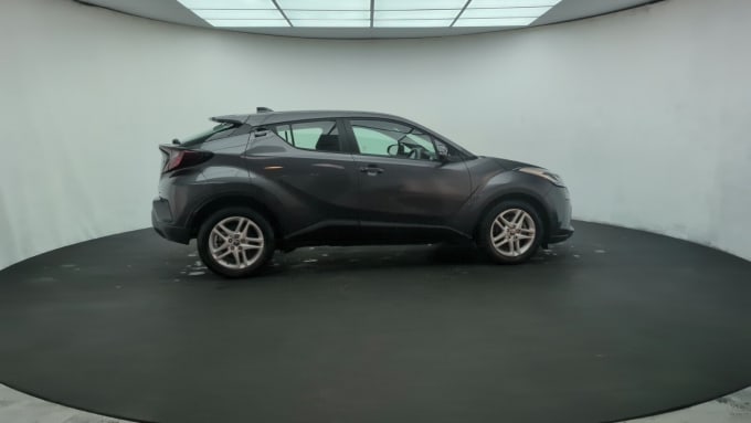 2025 Toyota C-hr