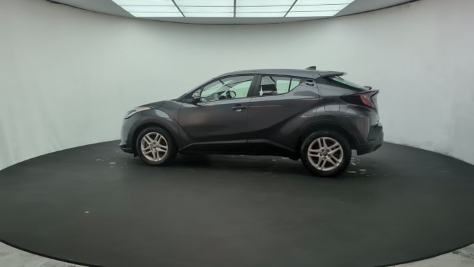 2025 Toyota C-hr
