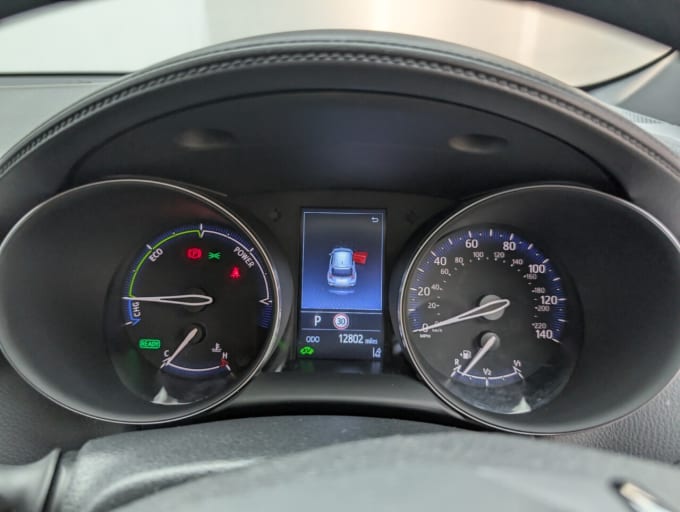 2025 Toyota C-hr