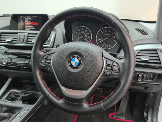 2025 BMW 1 Series
