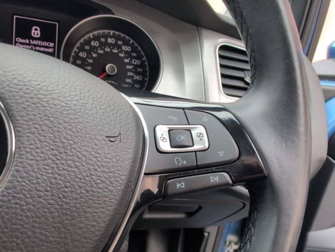 2025 Volkswagen Golf