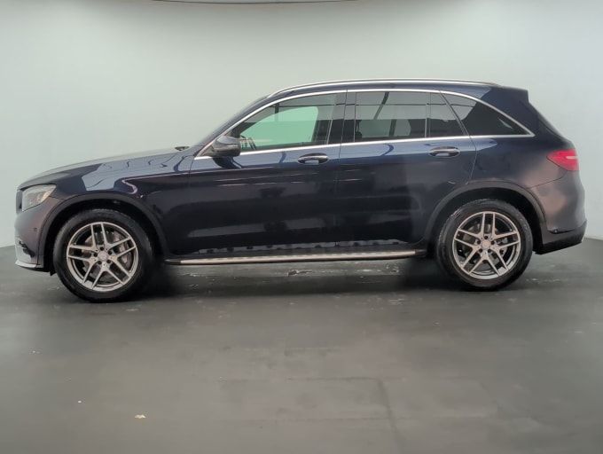 2025 Mercedes-benz Glc